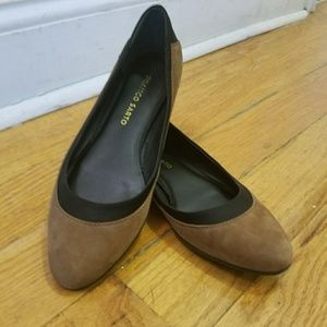Women flats